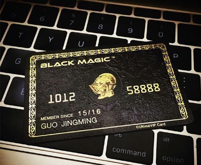 传说中的环球黑卡,一下就是10万额度,快来看看