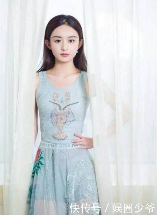 同样的衫薄纱透视长裙,赵丽颖撞衫刘亦菲,网友