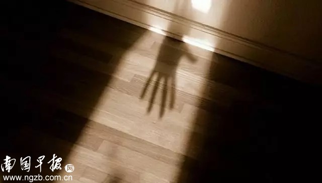 广西平南十多名女童遭猥亵 教育局局长等11人被问责 广西平南十多名女童遭猥亵 教育局局长等11人被问责