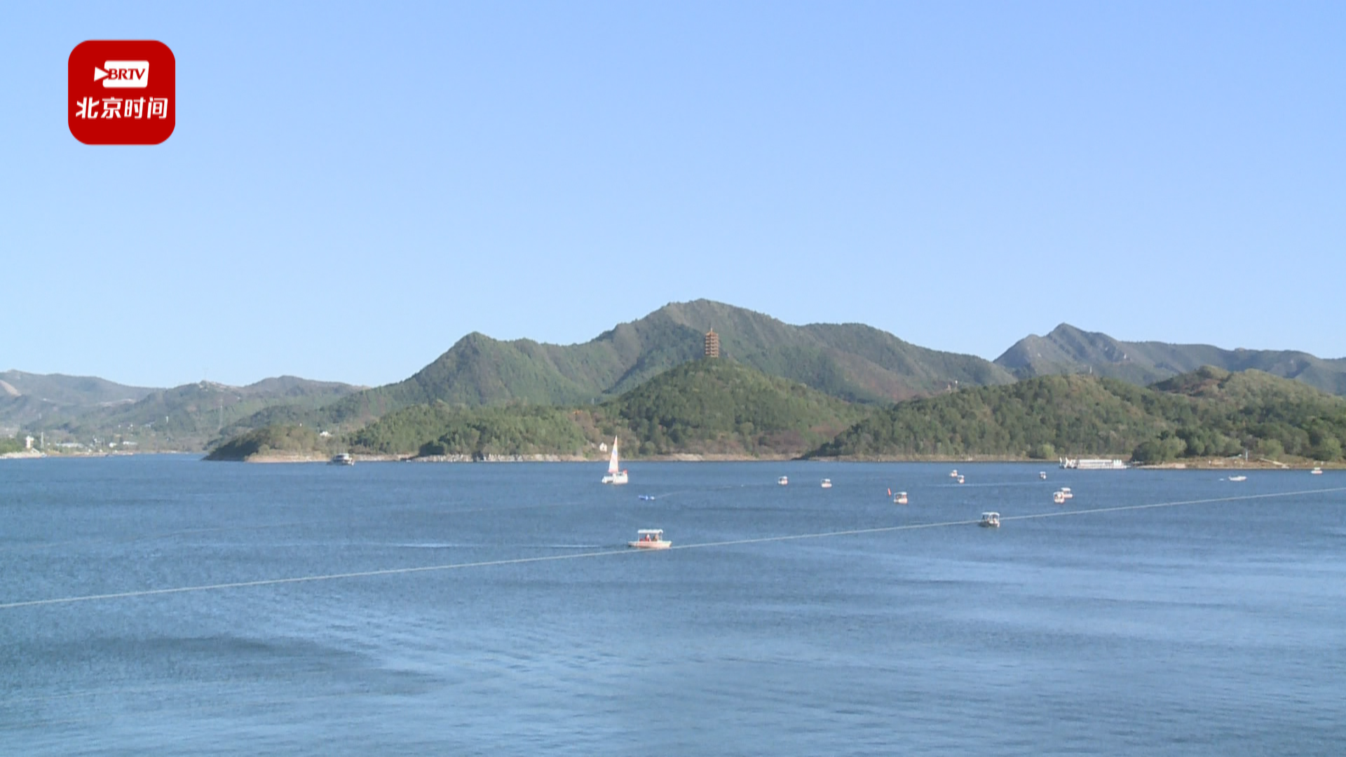 周末好去处：到金海湖，用秋日的五彩斑斓“洗洗眼”！