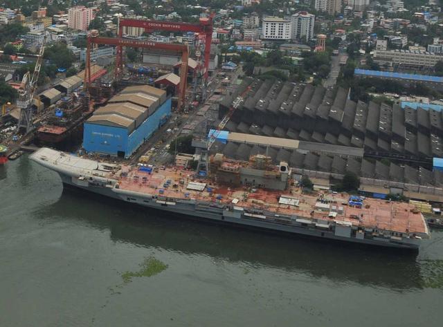 印度第一艘国产航母何时服役?估计要等到C罗