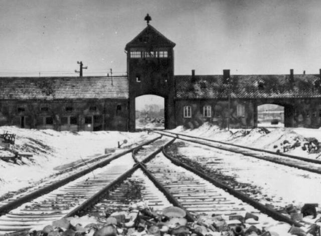 法律史上的今天:波兰把奥斯维辛集中营改为纪