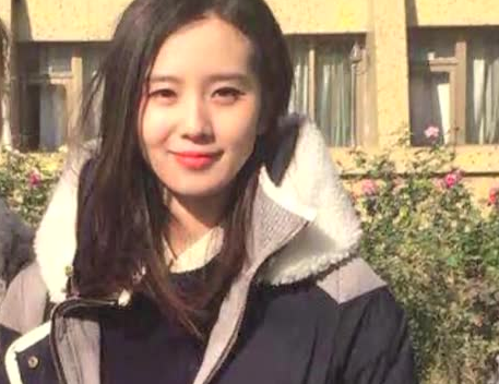 高圆圆卸妆后打67分,孙怡卸妆后打89分,而她打