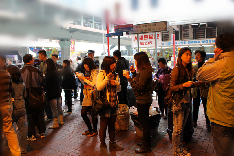 5、香港：香港被誉为“美食天堂”，别具特色的美食区遍布香港九新界，为顾客提供中、意、日、泰、韩、法、地中海、俄罗斯等各地佳肴。