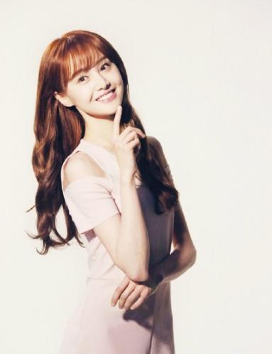 纸片人郑爽长肉了居然这么美,连颖儿也胖了