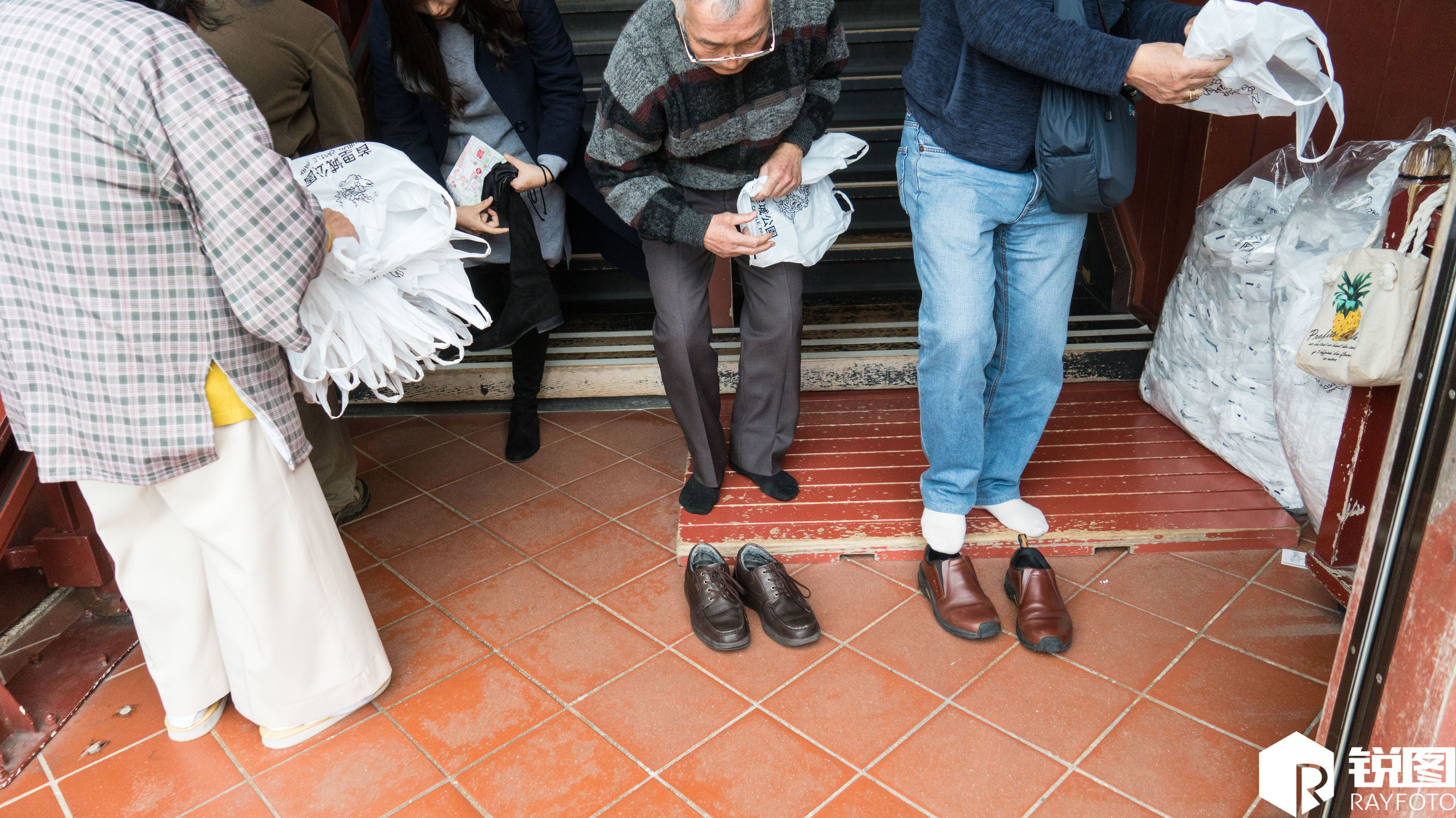 为什么日本人喜欢进门就脱鞋?背后原因令人赞