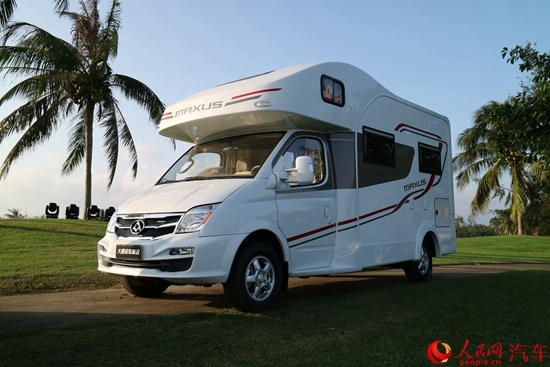 上汽大通T60皮卡、RV80房车上市 起售9.18万