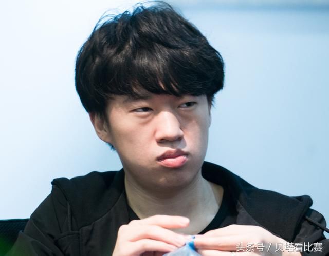 这届MSI上RNG中单小虎,到底是不是混子?