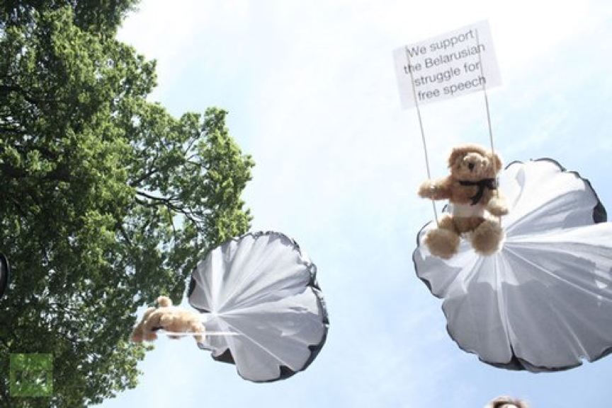 美俄互驱大使已超百人 别国大使日子也不好过