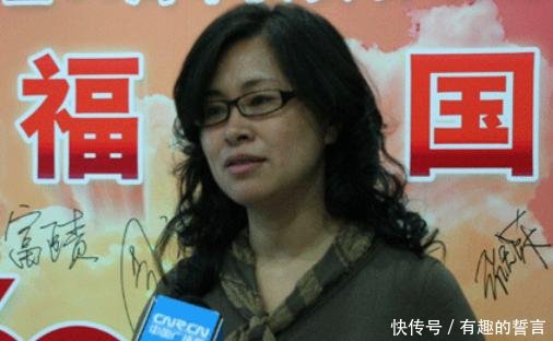 她是全军最年轻的博士生导师被称军中之花,李