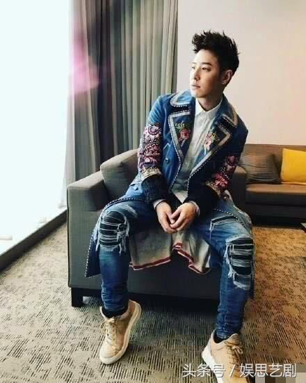 潘玮柏更新ins怒喷传媒并解释:我并没有四处撩