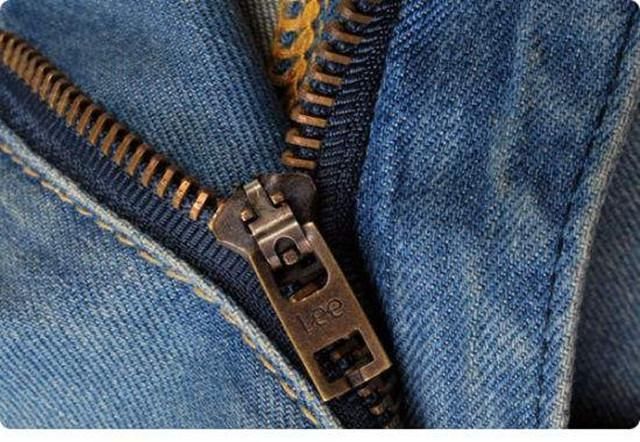 女面试官:走在大街上,拉链开了,你会怎么办?小伙回答被录取