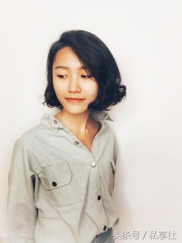 又到发型换季潮!20款春夏女生短卷发攻略