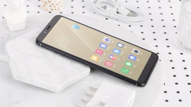 1日数码热点:中国厂商太给力?三星Galaxy S9在