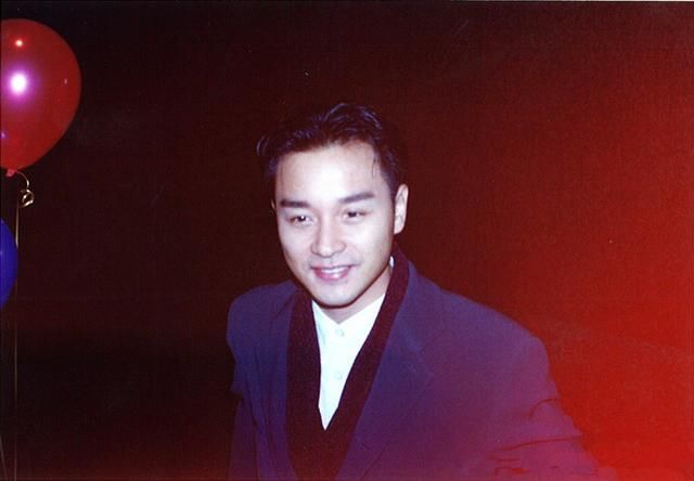 回味80年代经典老歌手,张雨生《大海》流唱至