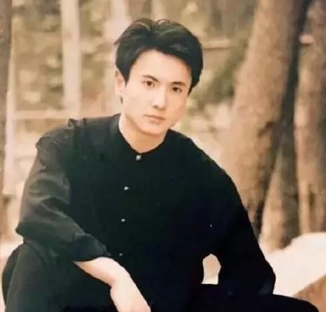 她天使面孔却双目失明,成为最美女主,而他因为