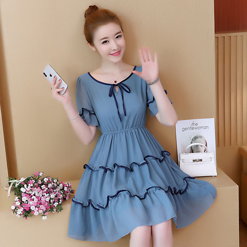 小个微胖阿姨穿上蛋糕裙,显瘦又有仙气,简直