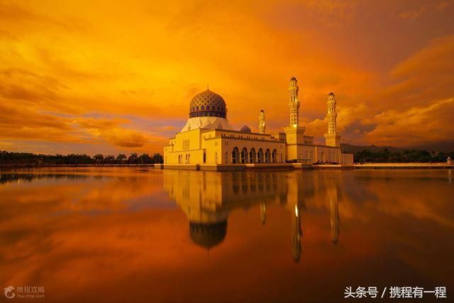 丢人!中国女游客为了拍抖音,竟跑到马来西亚做