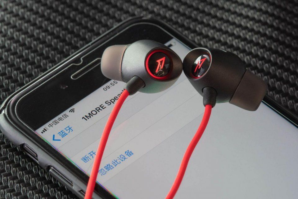 电竞蓝牙耳机?1MORE真做出来了,给手机用还