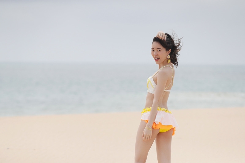 日本少女组合SKE48发单曲 泳装尽显夏日清新
