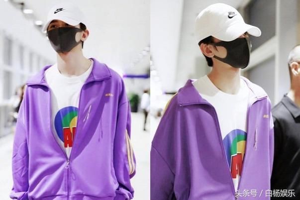 蔡徐坤现身香港的照片被曝出,但他颈上红印却