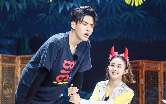 赵丽颖的真实身高被曝光,亮点在这张图上!