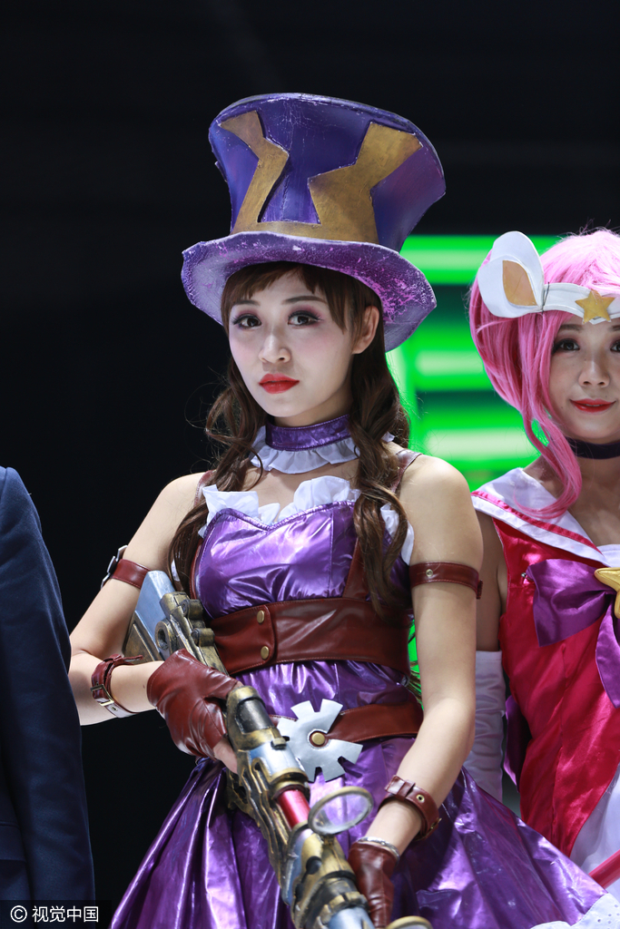 cosplay车模最为吸睛。