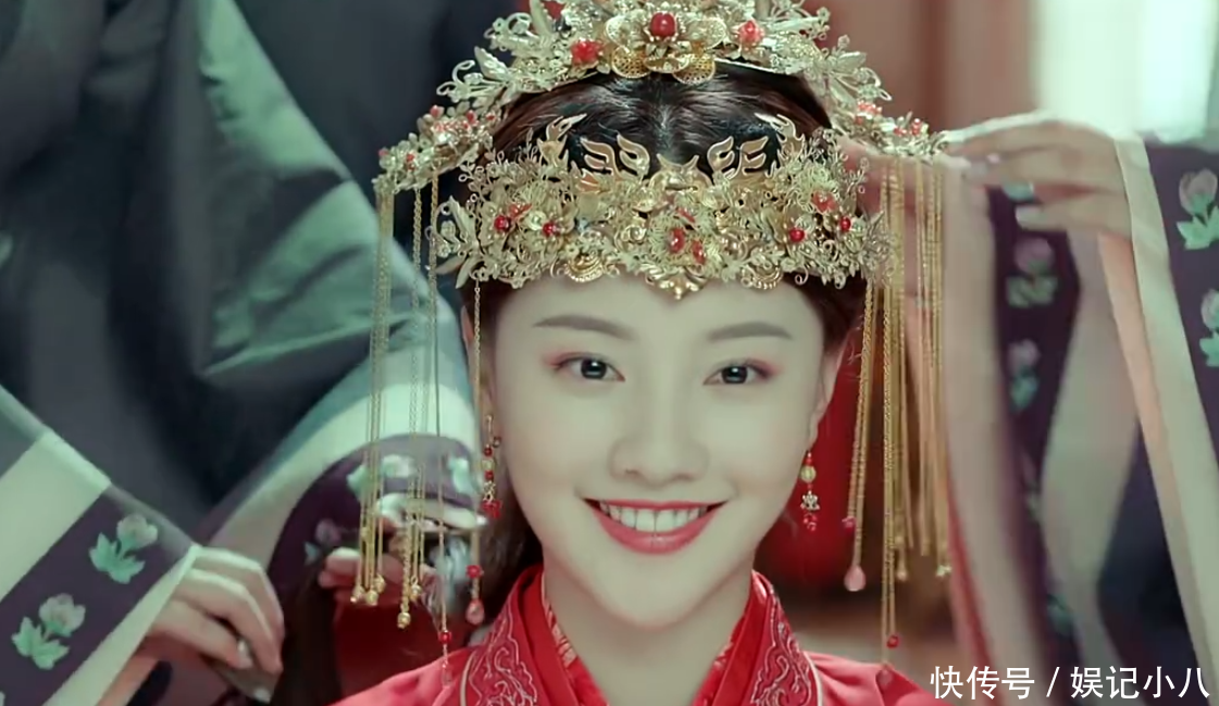 凤净梵被称为"五洲最美女人"却被无极怒骂:不及扶摇半分,滚!