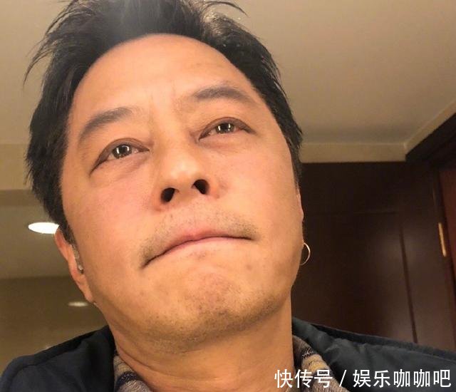 浪子王杰发文退圈,旧事重提谢霆锋谢贤父子躺