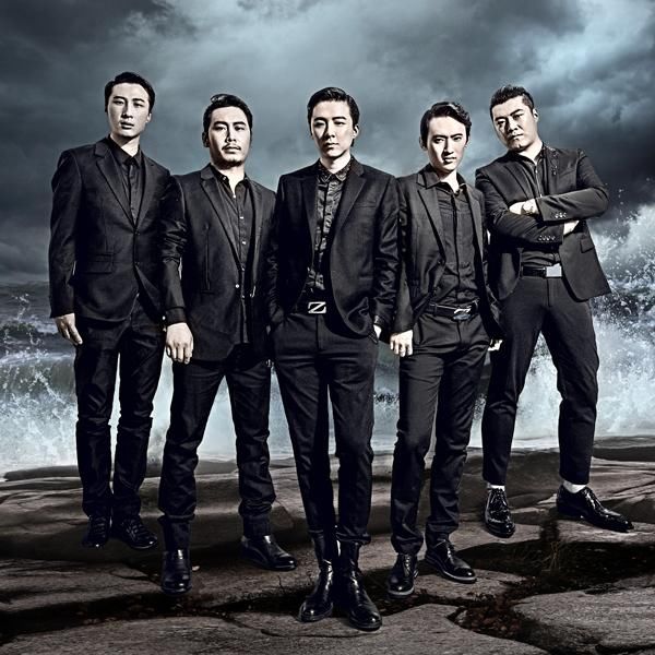 凭借翻唱成为抖音第一男神,粉丝赶超鹿晗、吴