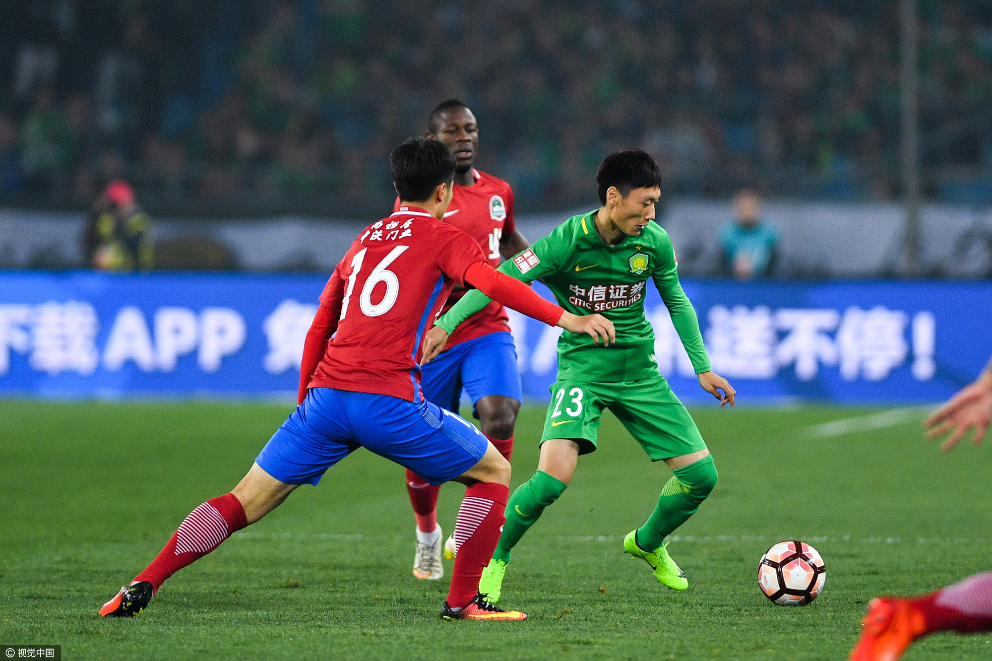 雄鸡唱晓:国安拿什么本事同鲁能硬拼到底呢? 雄鸡唱晓:国安拿什么本事同鲁能硬拼到底呢?