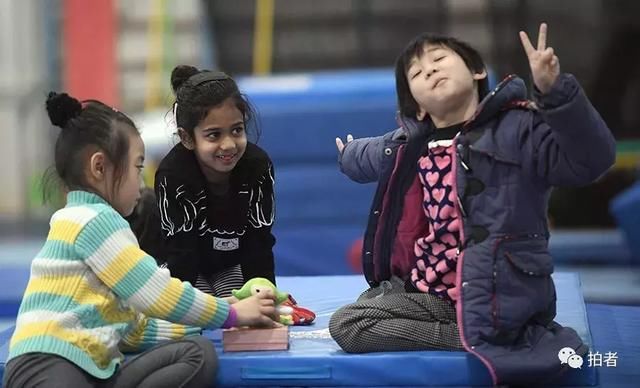 7岁的她,从斯里兰卡来中国学体操-北京时间