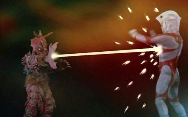 作为安培拉星人手下的四大天王之一亚波人,这是一个拥有着计谋和实力