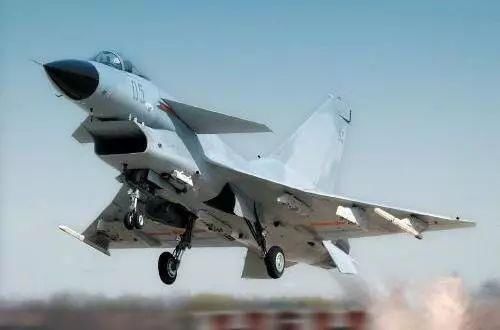 歼20歼10换国产矢量发动机?