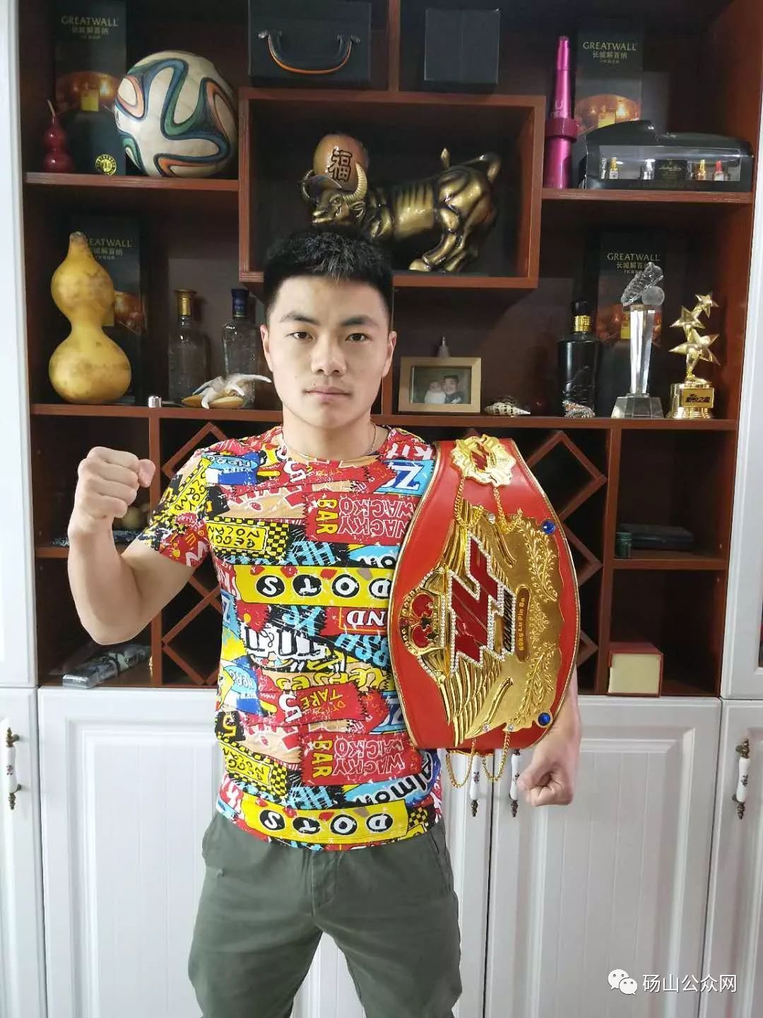 【给力】砀山这位小伙真厉害,战胜泰国拳王!荣