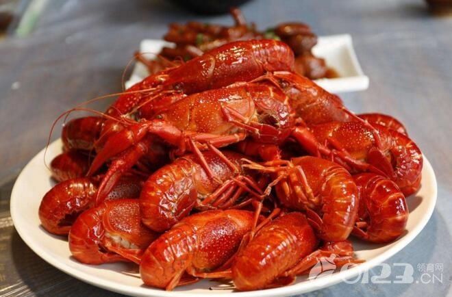 小龙虾的头到底能不能吃? 孕妇可以吃小龙虾吗