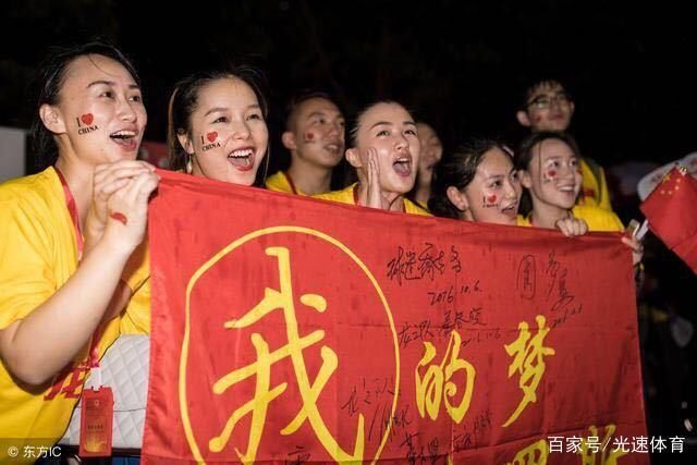 此衰落?央视名嘴道出真相,球迷:让穷人孩子去