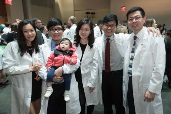 纽约大学医学院今秋起学费全免 中国留学生受