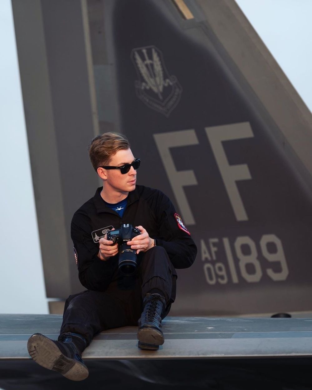 穿军靴踩也是家常便饭