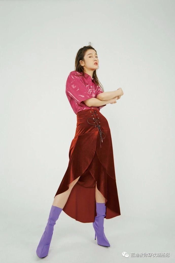 张雪迎,李宇春,杨幂一袭白色吊带裙风情万种,大