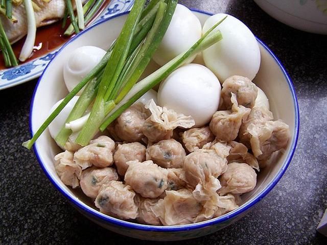 透明燕皮让肉馅清晰可见,这大概是福州最精巧的美食了!