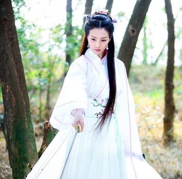 《漂亮的李慧珍》4位女主换上古装,迪丽热巴和