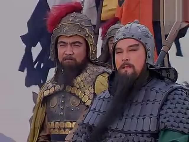 曹操把赤兔马赐给关羽,是因为爱才?别再被骗了,原因其实不简单