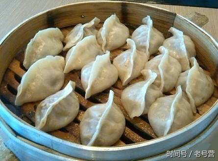 蒸饺怎么和面才嫩 t01d5475ade8cf3e7e7.png?size=445x329