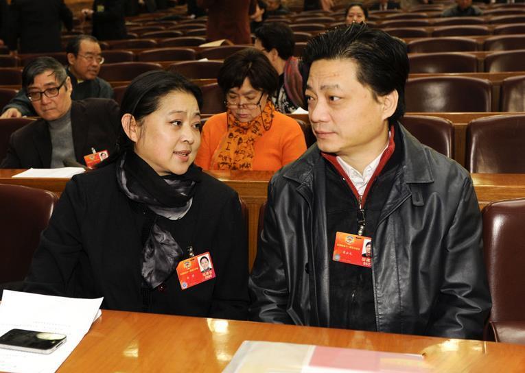 刘震云正面回应崔永元事件, 一句话打碎了崔永