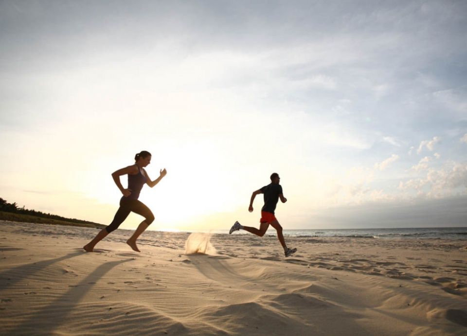 每天跑十公里就能减肥?开玩笑!你还得注意这些