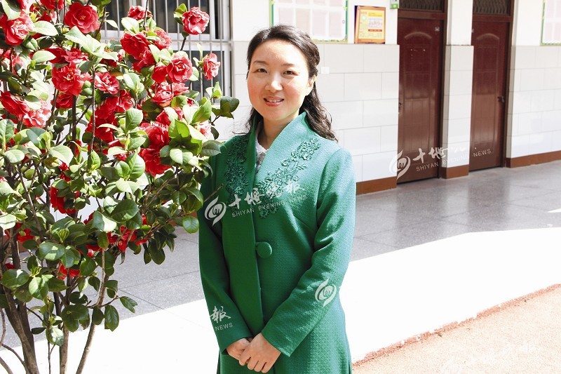 王娟:让学校充盈翰墨书香