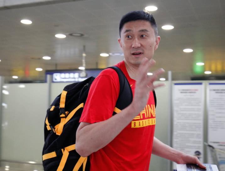 杜锋回归首秀失利 广东队主场不敌广厦 易建联