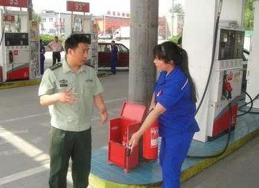 今天最新油价;92号然后良心车主再也不骂