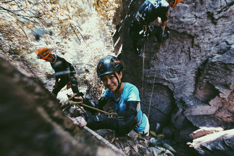 跟着贝爷,去discovery探索极限基地做冒险前的准备